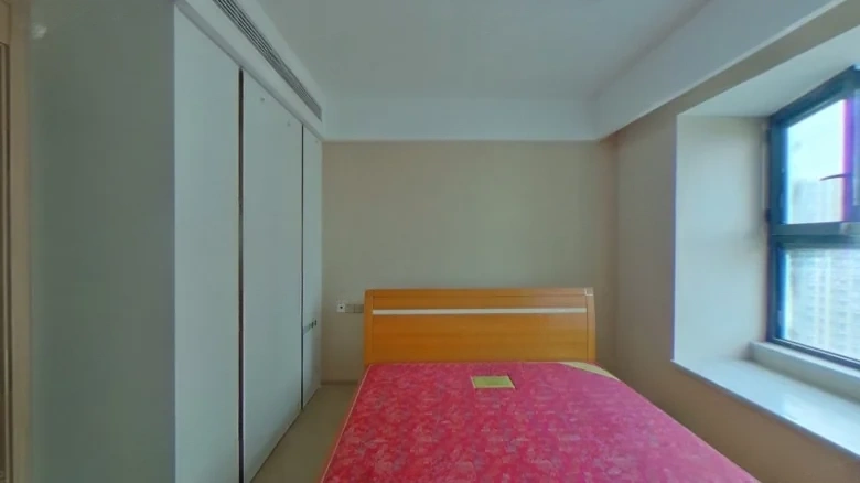 Pleasant Peak雅苑A区 does not directly translate well into an English compound name due to cultural and linguistic differences. A more suitable translation might be - View 2