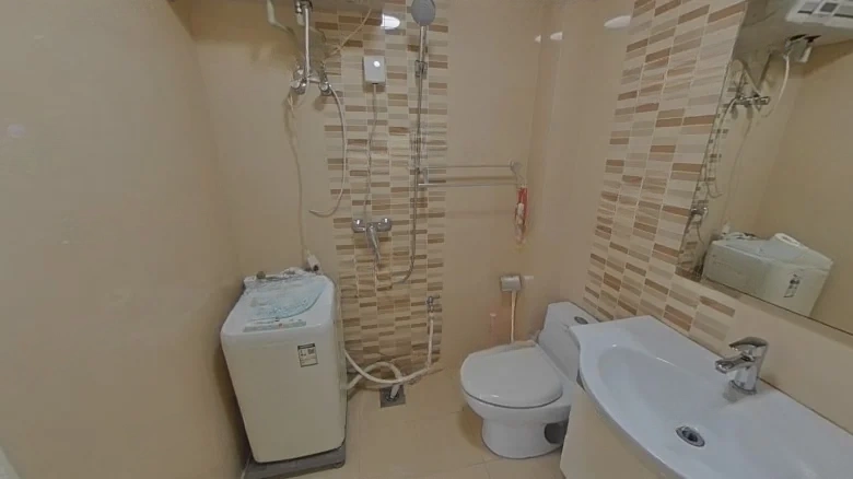 Scholarly Family Background - View 9