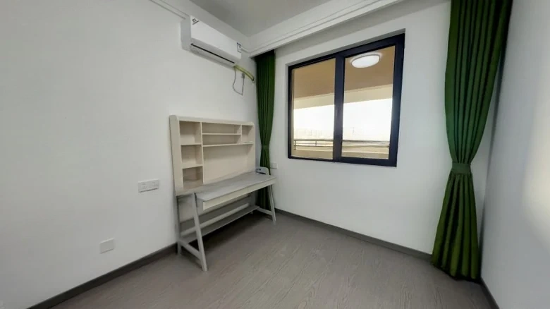 Longhu Liyuan - View 3