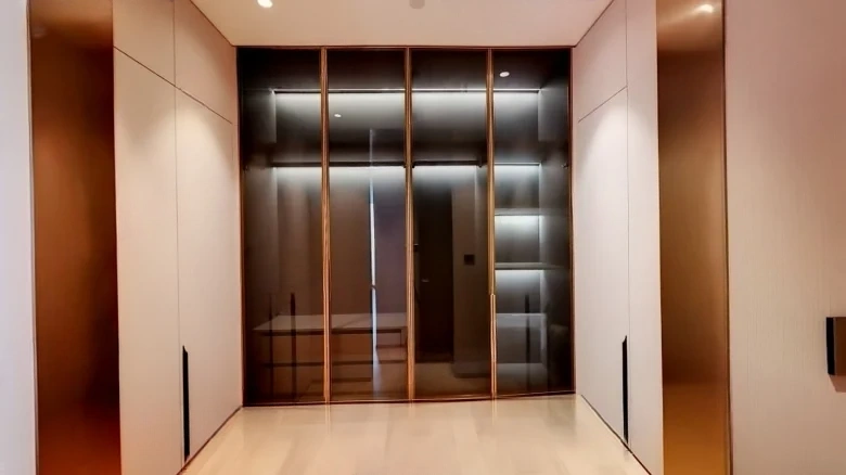 Nine Dragons Warehouse Suzhou International Financial Center - View 2