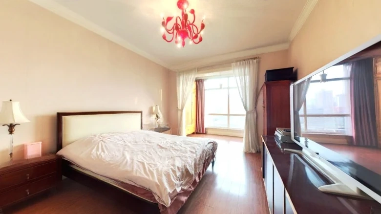 General Era International Apartment - View 5