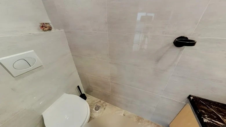 Port Shipping Center - View 9