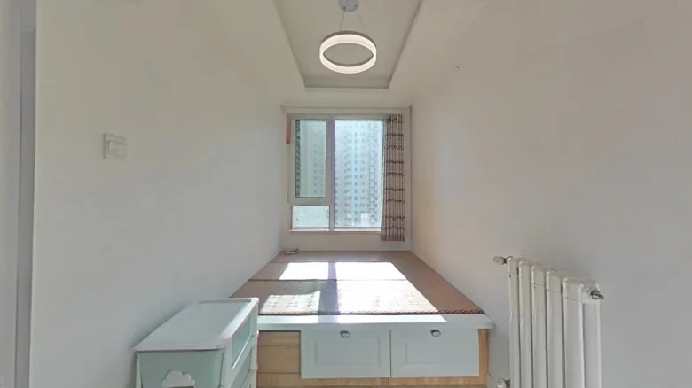 Shine Source Upward - View 4