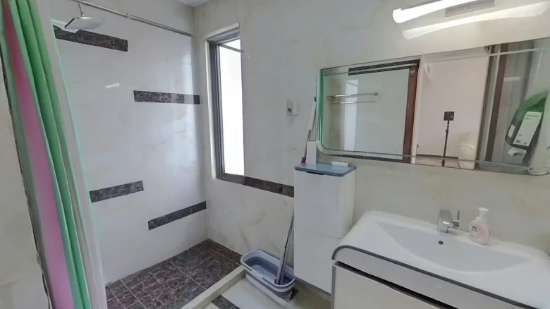 Tongrun California - View 6