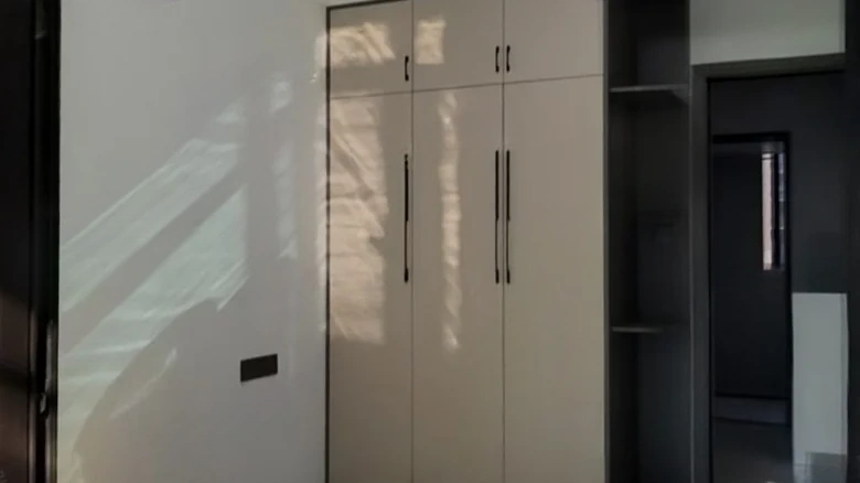 Xia Zhong Xi Yue - View 1