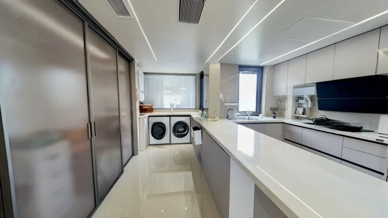 City嘉苑 can be translated as City Garden Residence, but since - View 9