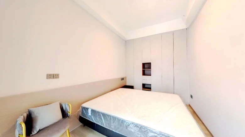 Lakeside Tangning One - View 2