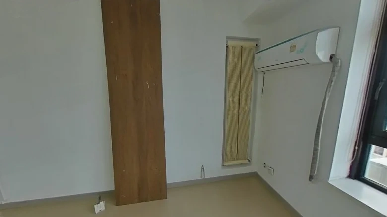 Manhattan Tower - View 2