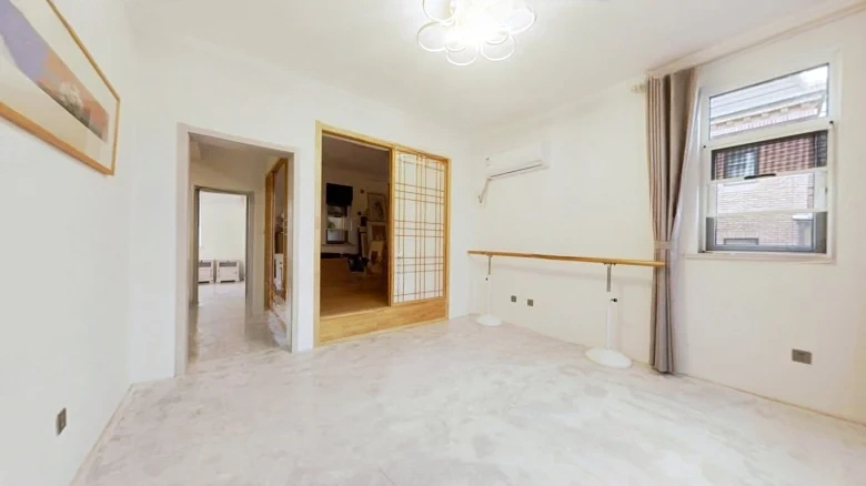 Cyan Tehe Mountain - View 6