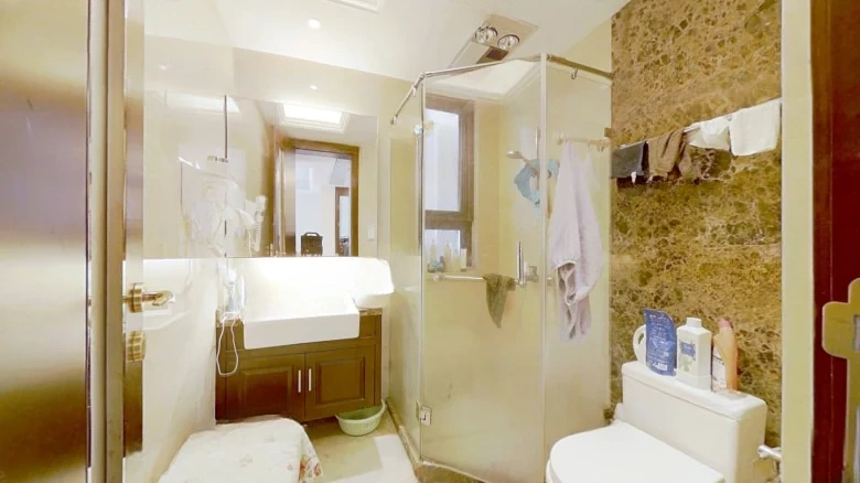 Lemon Waterfront Spring Plaza - View 6