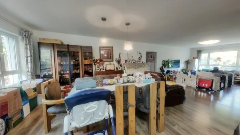 Sharp Trend International Apartment - View 9