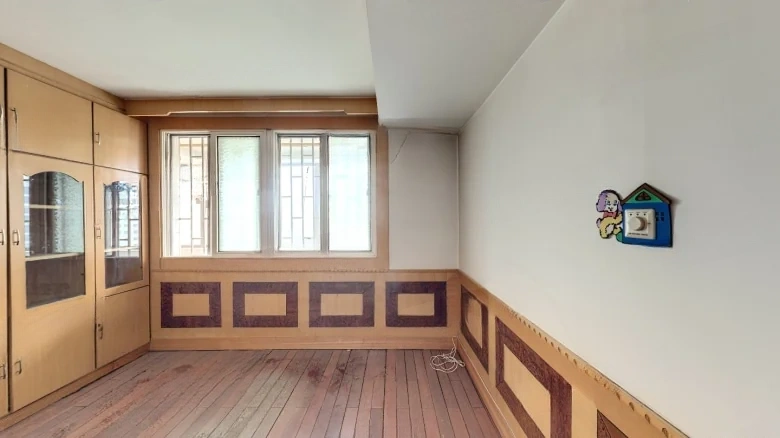 Yellow Tower Office Building - View 2