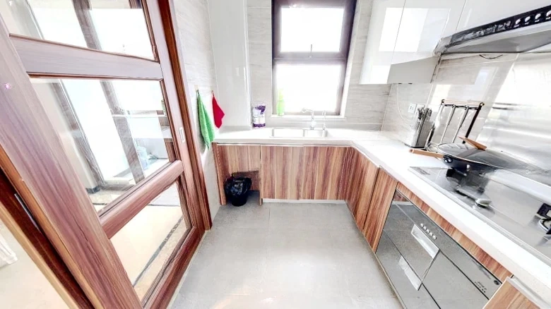 Rising Splendor Brocade Hall - View 8