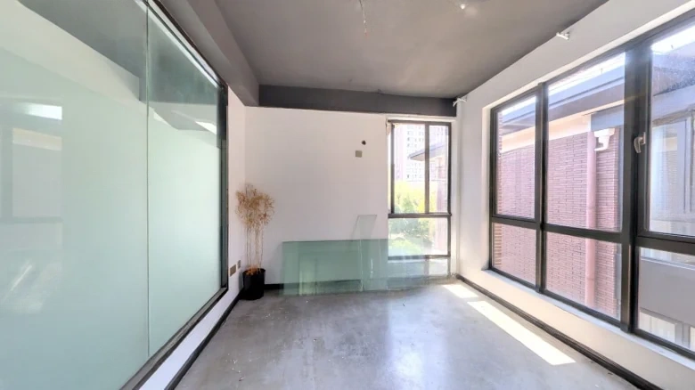 Golden Bridge Mansion - View 4