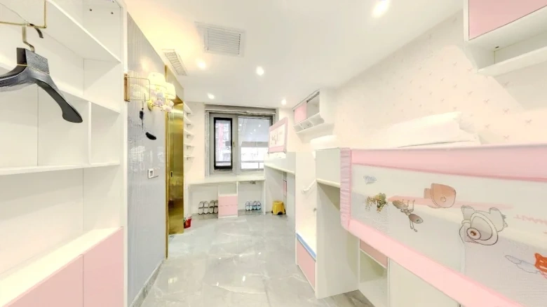 Banff Garden - View 3