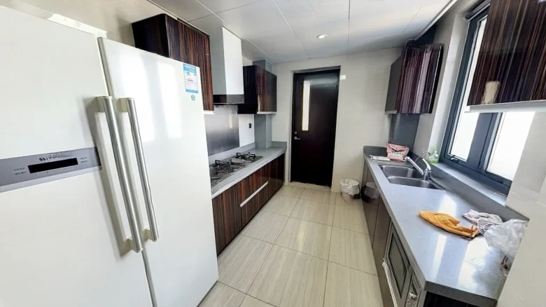 Round Fusion Plaza Residences - View 9