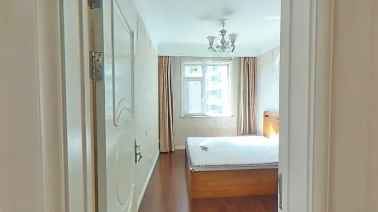 Dalian Pearl - View 2