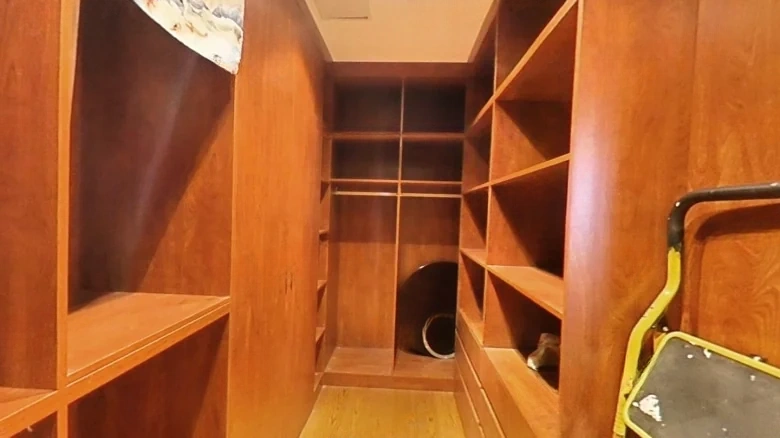 Deji World Trade One號 - View 16