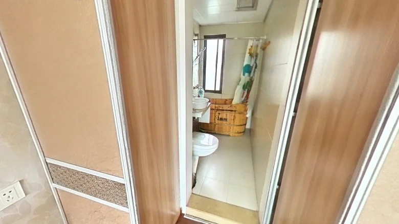 Ocean Top One Brand - View 10