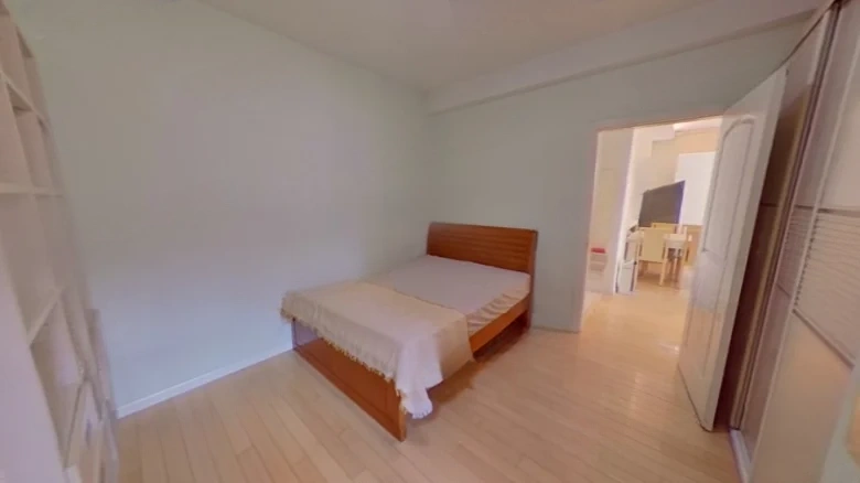 Tianhong Apartments - View 2