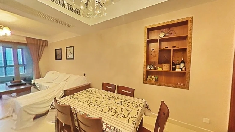 Paul International Plaza - View 6