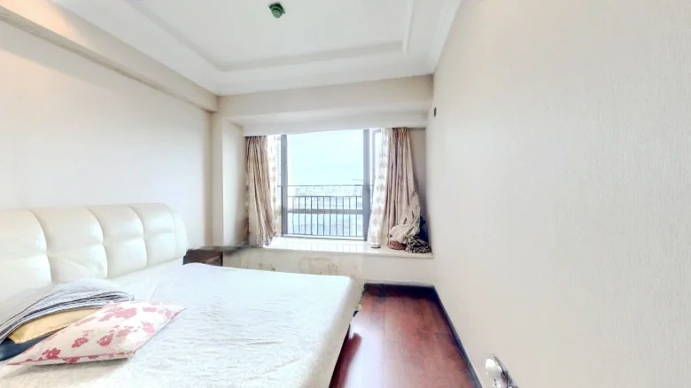 Ruital Lakeview Court - View 4