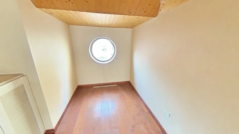 Red Jurende District - View 16