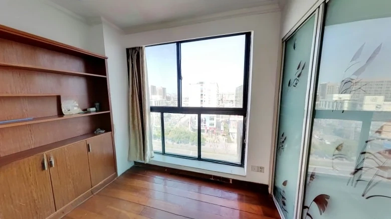 South City Mansion - View 8