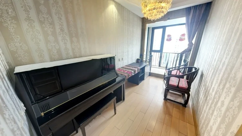 Purple Border Mansion - View 2