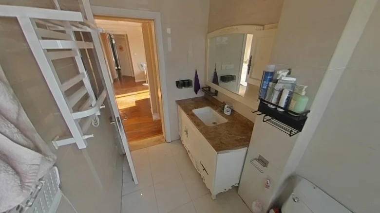 Lan's Hall - View 15