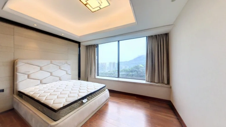 New Heaven Half Mountain - View 4