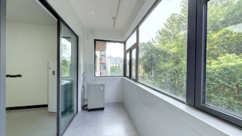 Blue Light Yongjin Pavilion - View 8