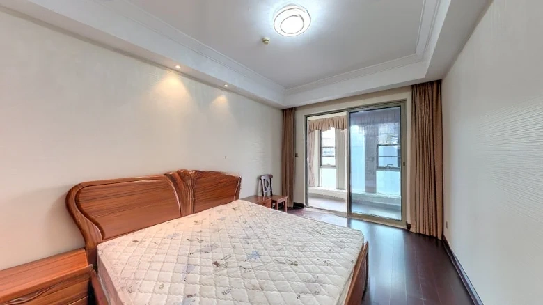 Golden Grand Manor - View 3