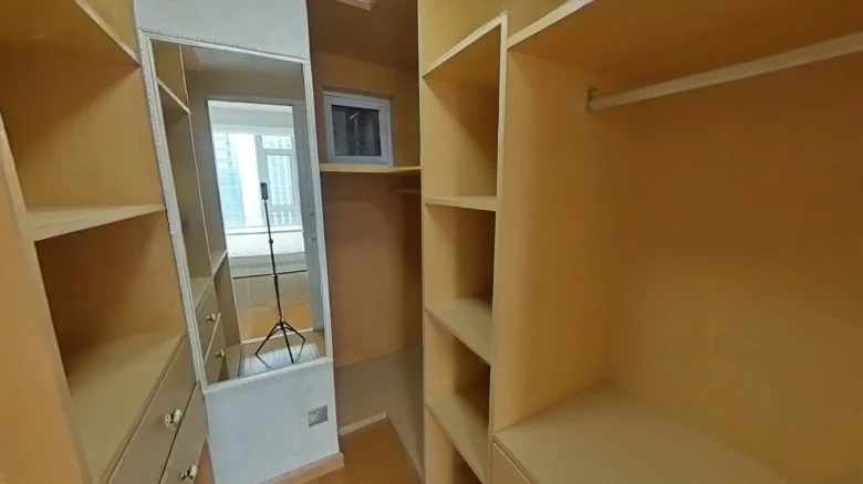 Half Island International - View 25