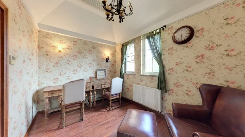 American Stories - View 6