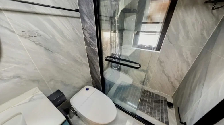 Poly Champagne International - View 9