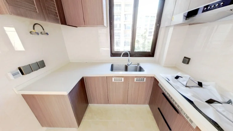 Spring Wind South Bank East Garden - View 7