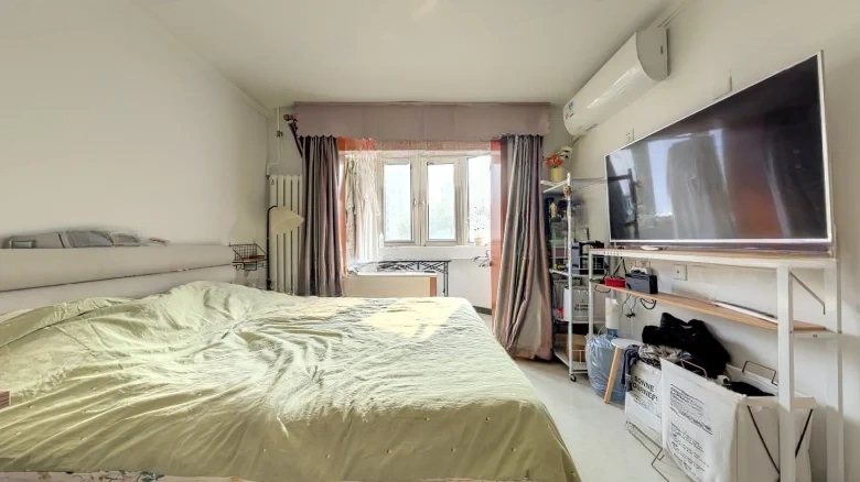 Anhua Li Community - View 4