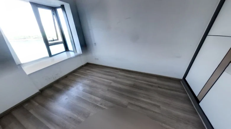 Tide Manor Garden - View 2