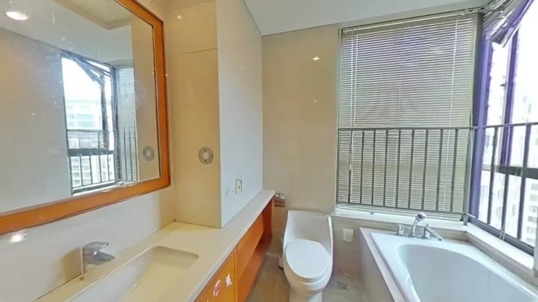 Renaissance Riverside Bay - View 9