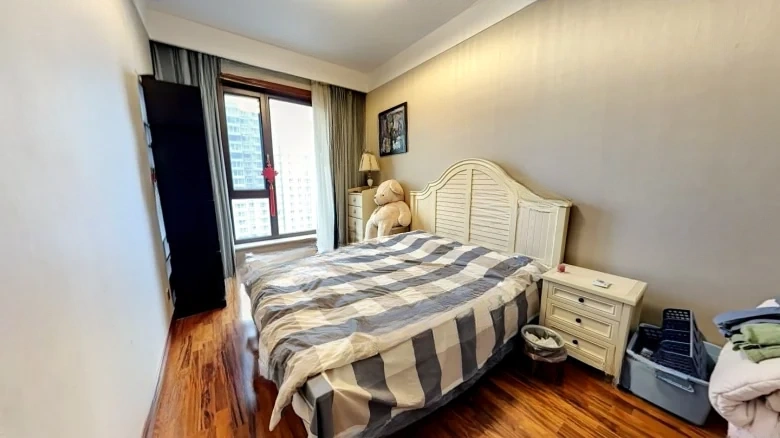 Tianshan Nine Peaks - View 4