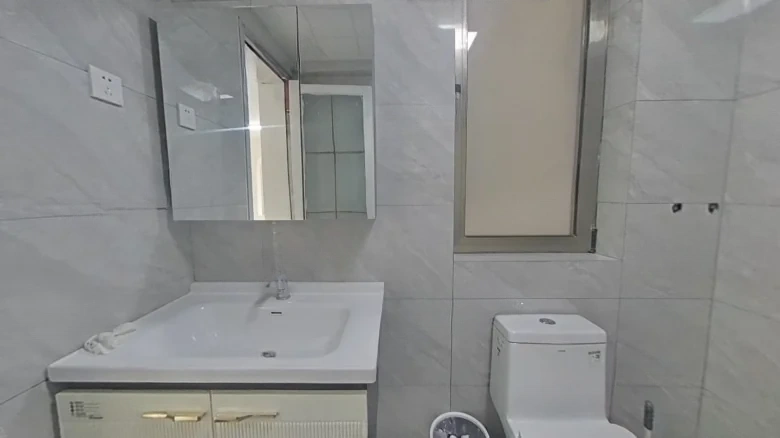 Leaderhood E Center - View 6