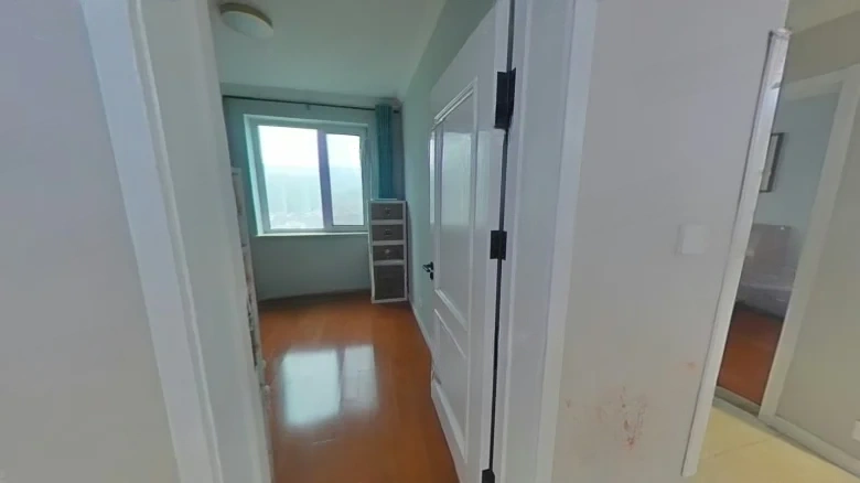 Queen's Way Excellence - View 3