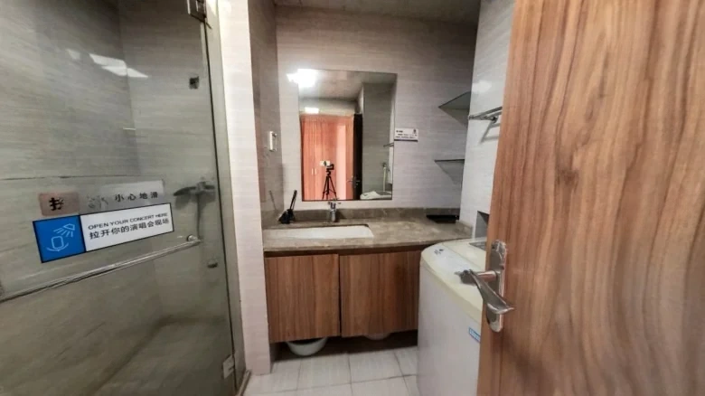 Eastward Magnolia Tower - View 5