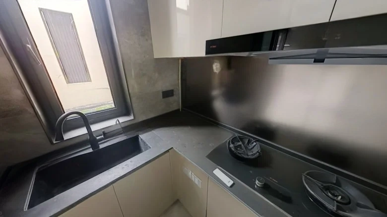 Jade West Lake Phase II - View 9