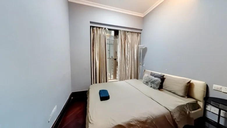 Square Circle Moon Island Mansion - View 6