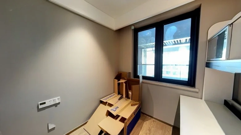 Springwind Maple Glory Apartment - View 2