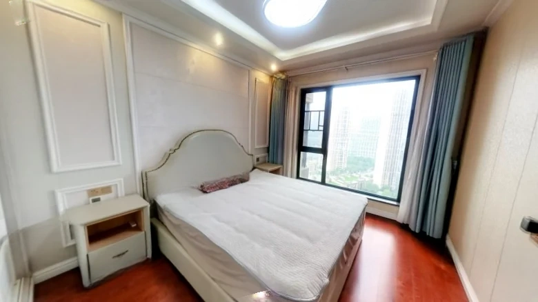 Peony Vessel - View 4