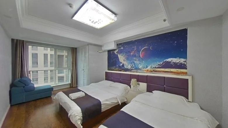 7080 Center Square - View 7