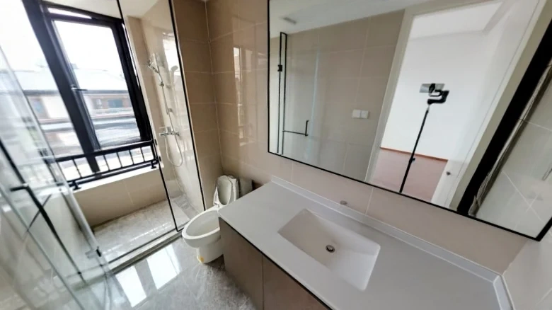 Green City · Phoenix Perches, Egrets Singing - View 10